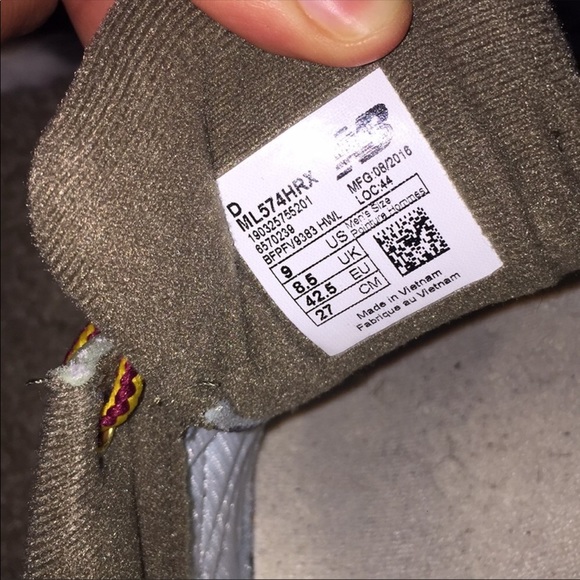 Shoe still up for sale - Picture 3 of 3